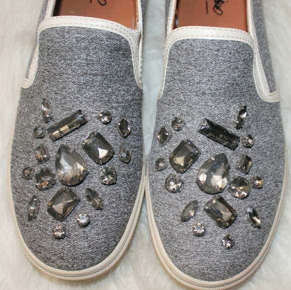 Shoes - Picture 2 of 2